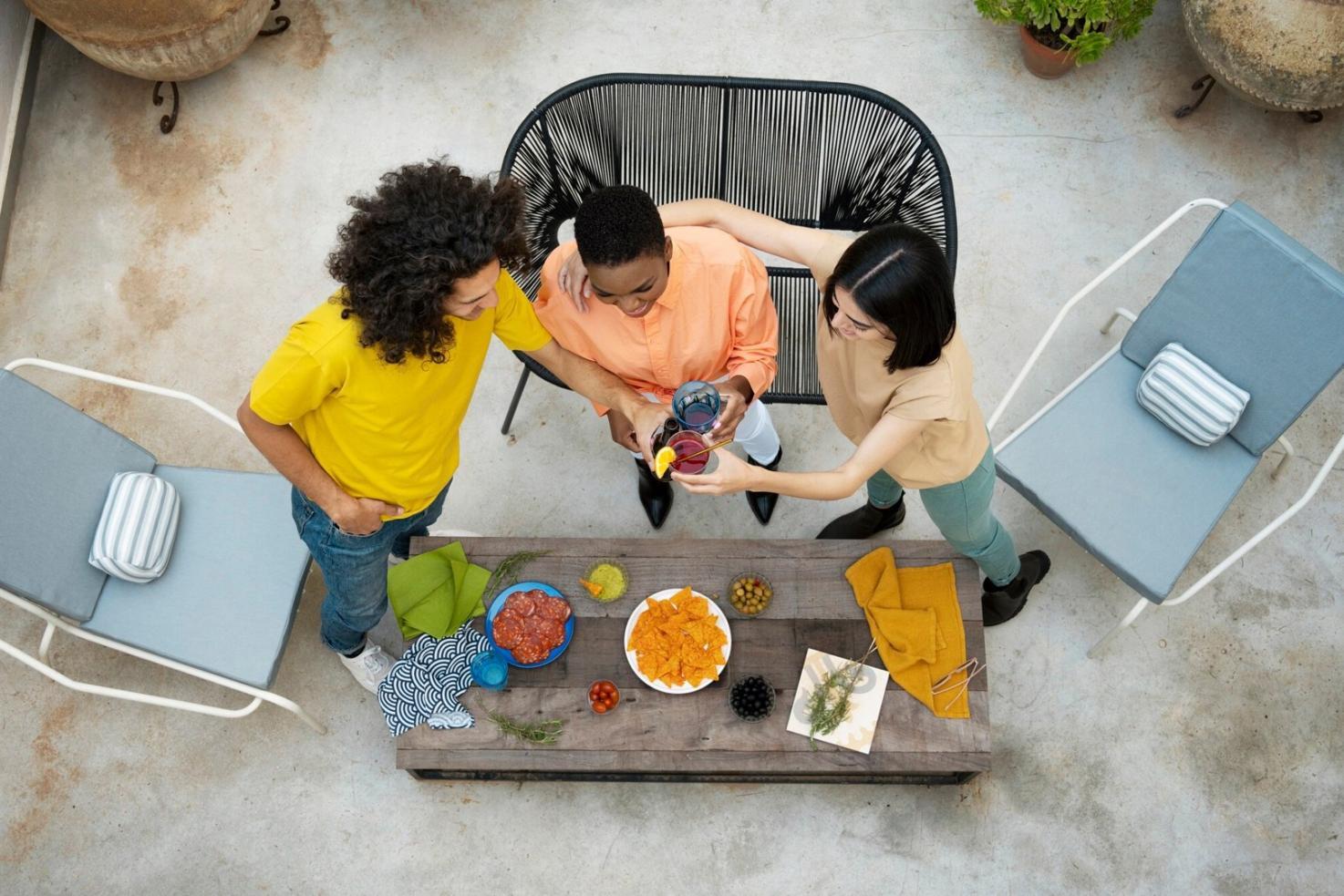 Écran d'ordinateur affichant un tableau de bord d'analyse de portefeuille d'investissement avec graphiques et données de performance